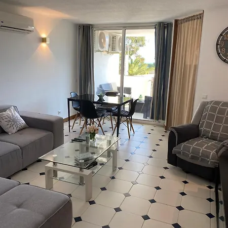 2-bedroom In Albufeira, 10 Minutes From The Beach, With Pool Apartment