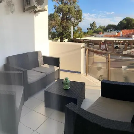 Apartment 2-bedroom In Albufeira, 10 Minutes From The Beach, With Pool Albufeira