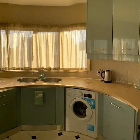 Apartment 2-bedroom In Albufeira, 10 Minutes From The Beach, With Pool